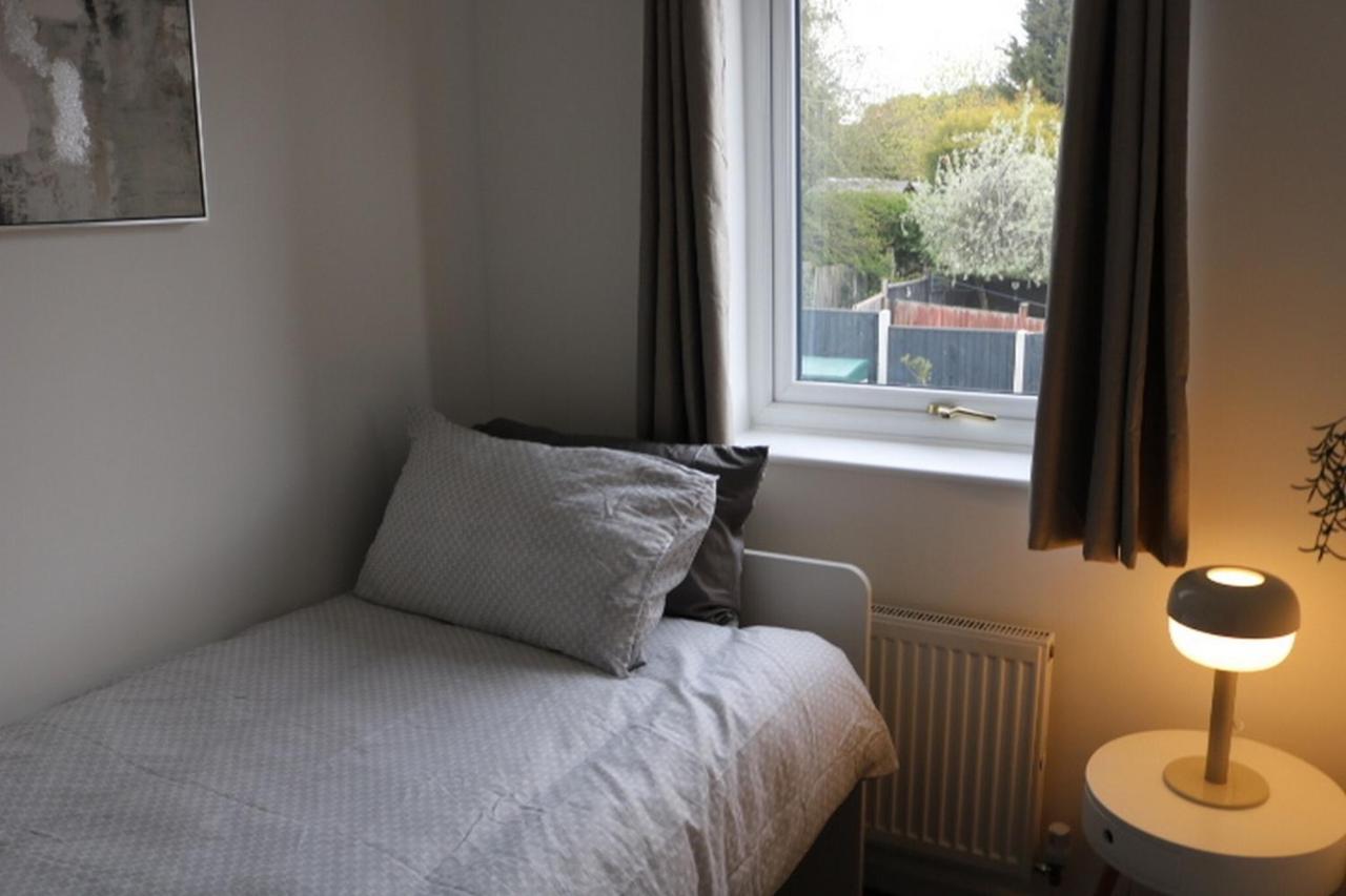 Charming 2 Bed House - Family Friendly Villa Nottingham Bagian luar foto