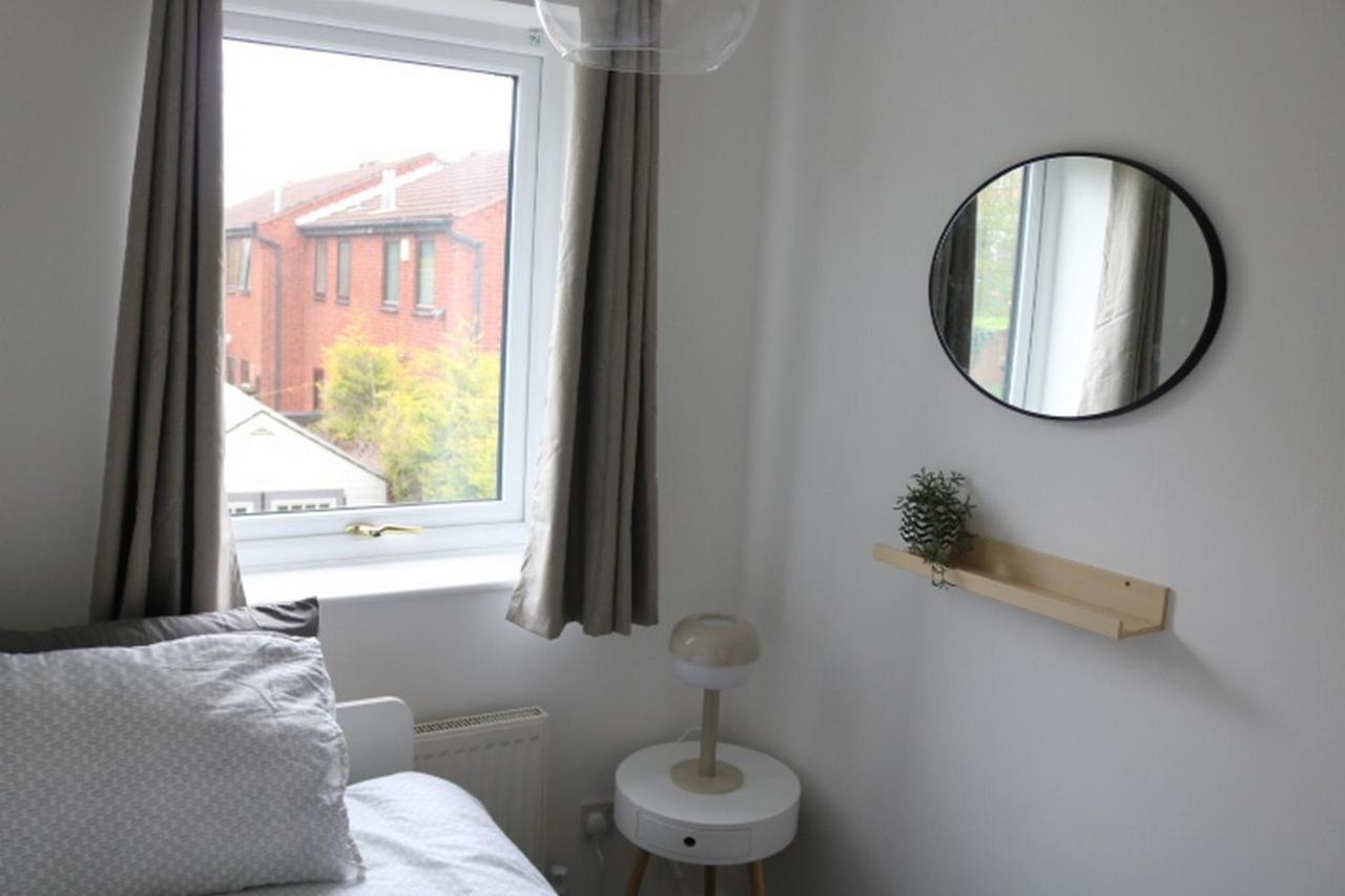 Charming 2 Bed House - Family Friendly Villa Nottingham Bagian luar foto