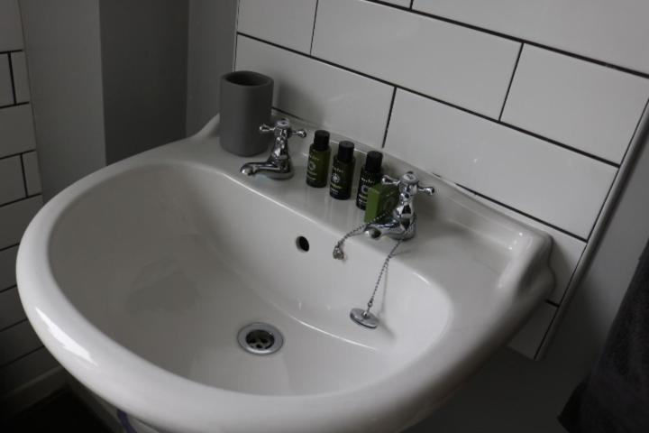 Charming 2 Bed House - Family Friendly Villa Nottingham Ruang foto